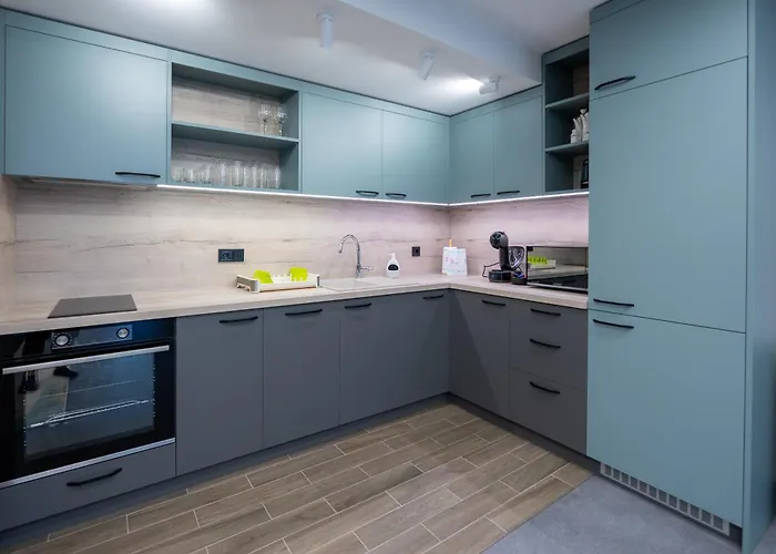 Arni Aparts * 韦林格勒